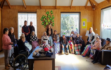 Campaña solidaria para ropa de abrigo a hogares de ancianos