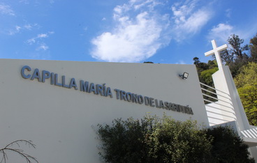 Monseñor Bernardo Álvarez preside Misa de Consagración y Dedicación de Capilla del Instituto de Humanidades
