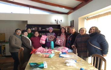 MIX (Mamás Institutanas en Cristo) y “Una cunita para Jesús”
