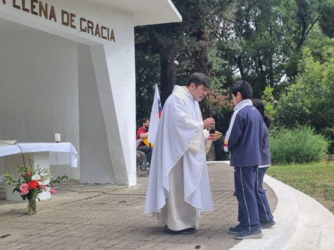Hito de Consagración a la Virgen María