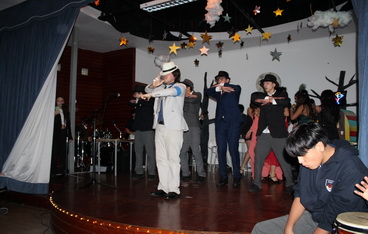 Destacada interpretación del Electivo de Música con Thriller de Michael Jackson