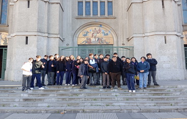 Visita de estudiantes a Catedral de Concepción